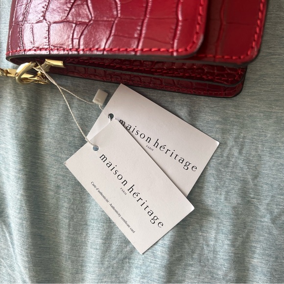 RARE AUTHENTIC MAISON HÉRITAGE COW LEATHER RED CROSSBODY PURSE ❤️ NWT !!! - Picture 3 of 15